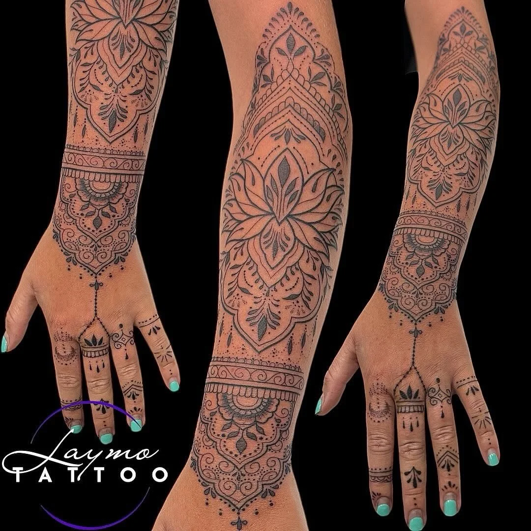 #repost &bull; @laymo_tattoo Love doing this style line work pieces 

Contact to book 🙌
📧info@swtattoostudio.com
📞 (08)9791 9066
📱0461 554 950

#mandaltattoo #blackandgrey #blackandgreytattoo #forearmtattoo