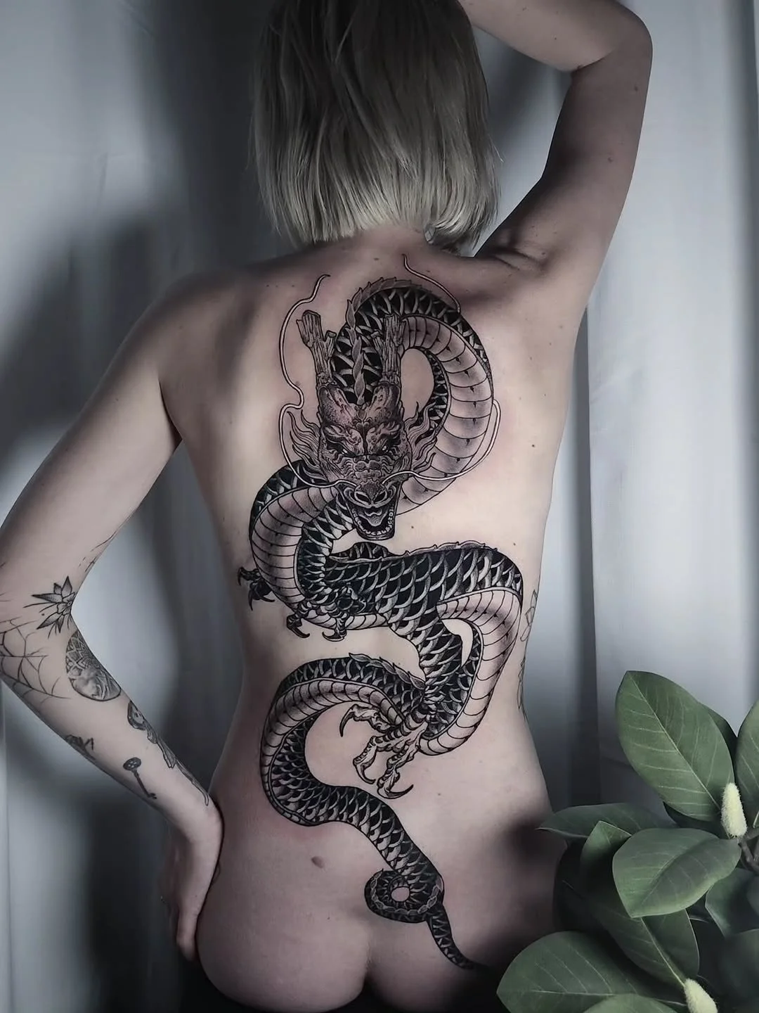 #repost &bull; @lizhapi Shenron Tattoo for Maya. Originally designed to be small but Maya decided to go big on the day flowing better with her body. Good fun thank you!

Contact the studio to book with Liz 🙌
📧 info@swtattoostudio.com
📞 (08)9791 90