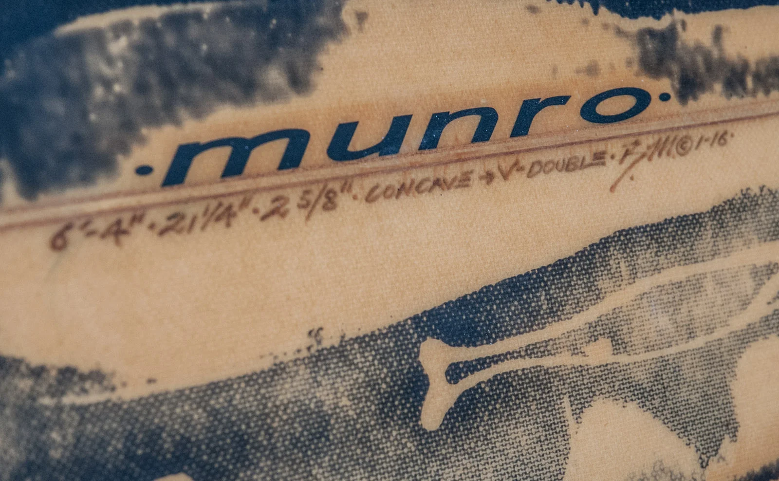 Munro-Surfbaords-Byron-Bay-stock-1-40.jpg