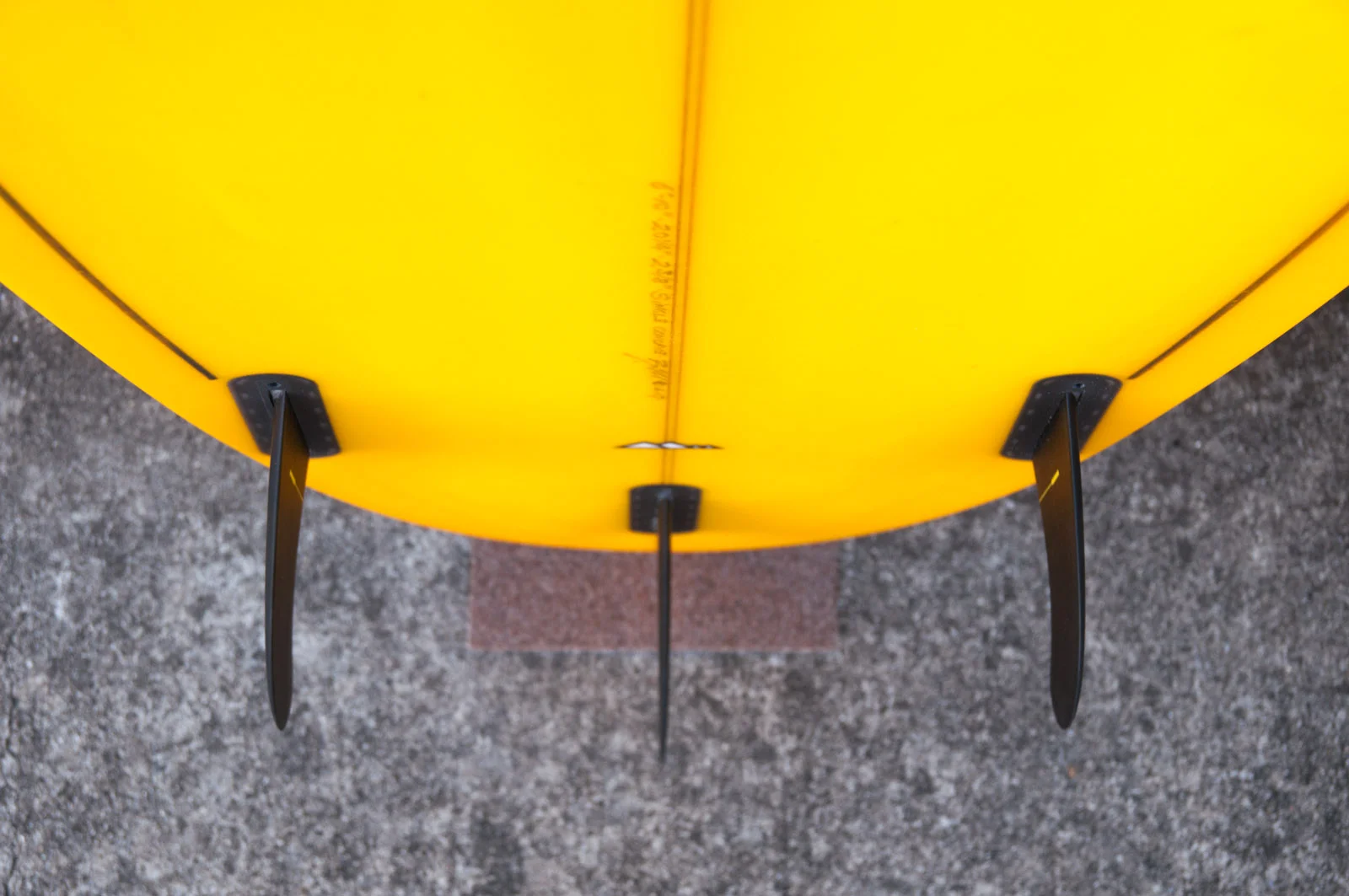 Brett-Munro-Handshaped-Surfboard-Byron-Bay-1-30.jpg