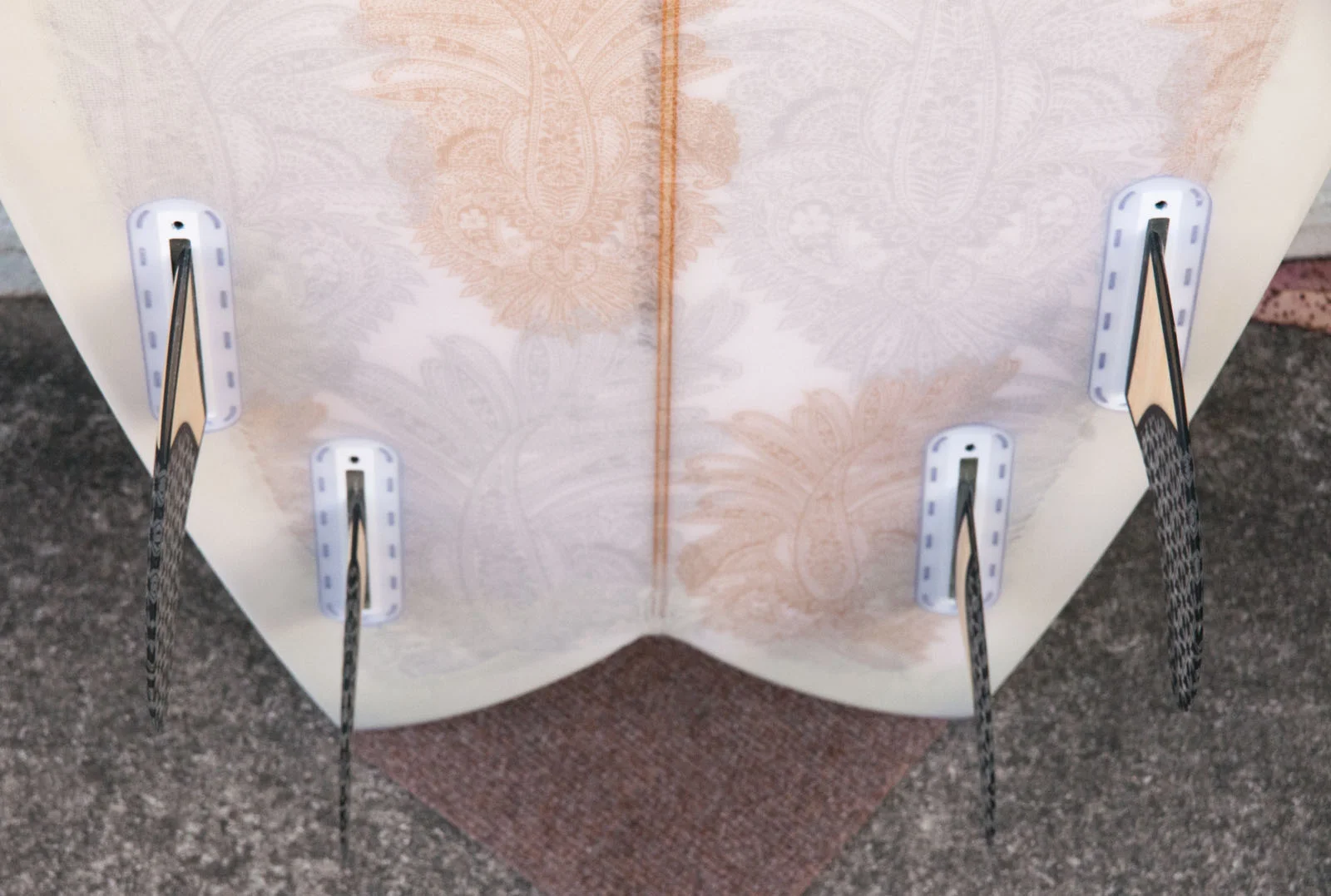 Brett-Munro-Handshaped-Surfboard-Byron-Bay-1-130.jpg