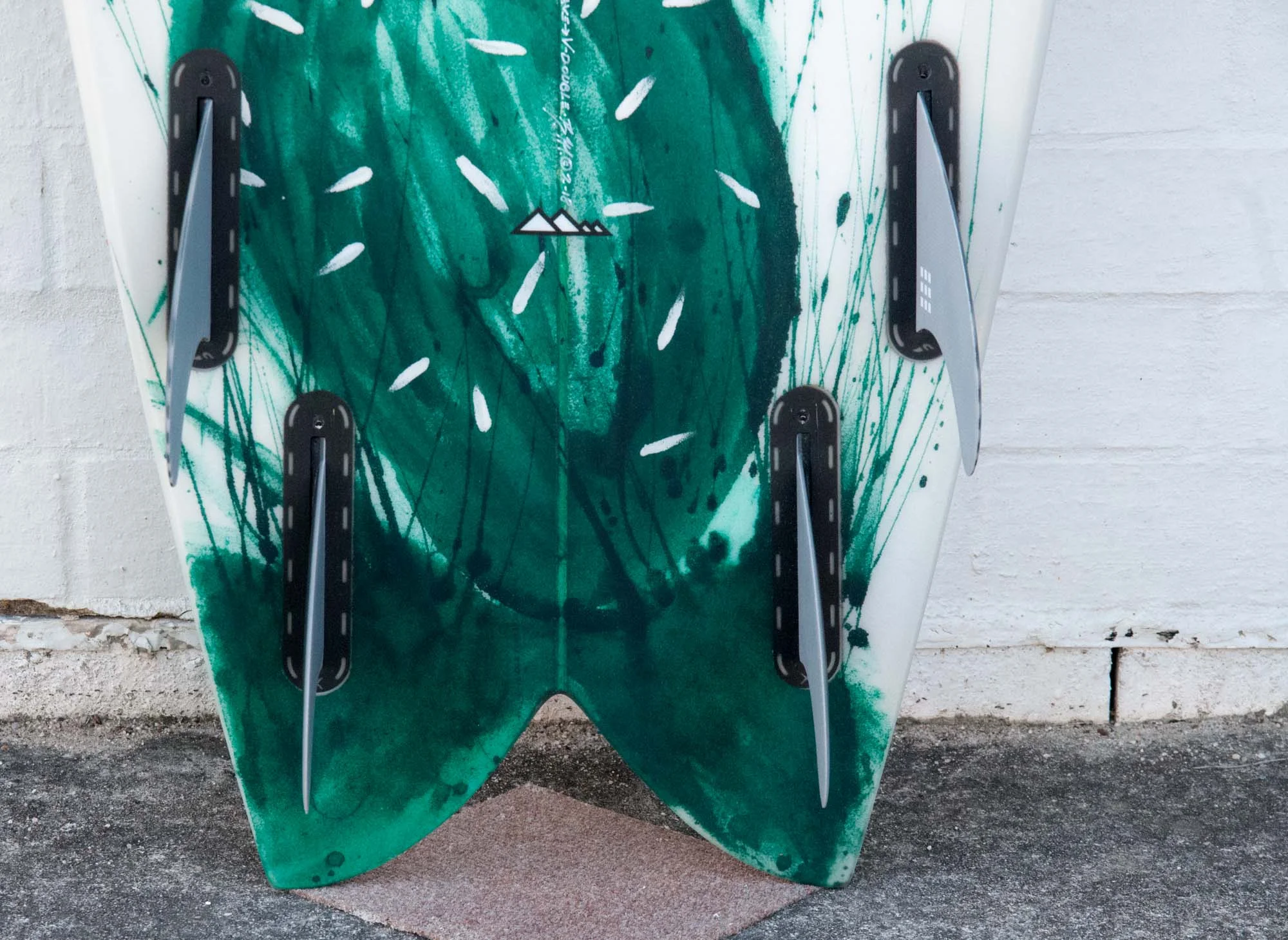 Munro-Surfboards-Fish-6-0-quad-cactus-1-6.jpg