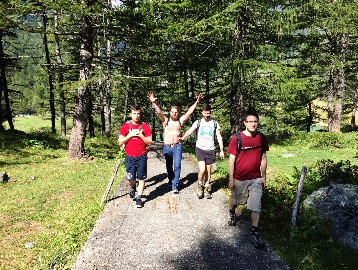 Happy to be hiking on such a beautiful day!
