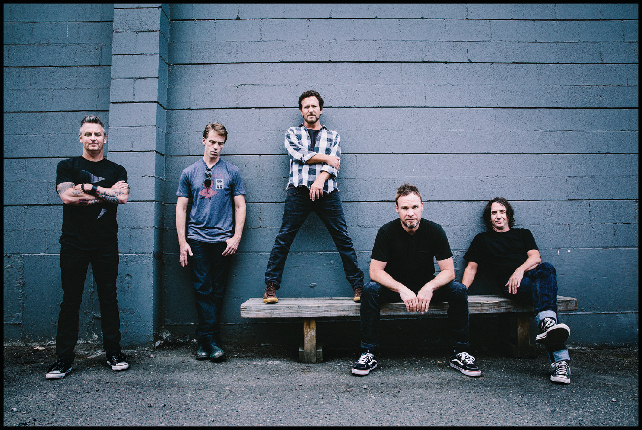Pearl Jam 2013. Photo @ Danny Clinch / Universal Music Group.