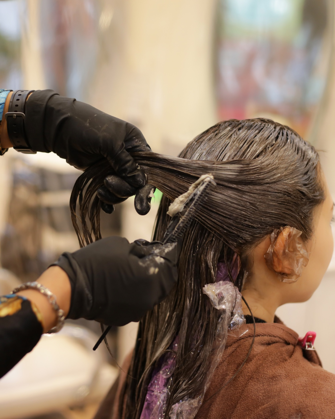 Does Your Hair Colour Feel Harsh Around Your Face? How Face Framing Balayage Creates a Softer, More Youthful Look