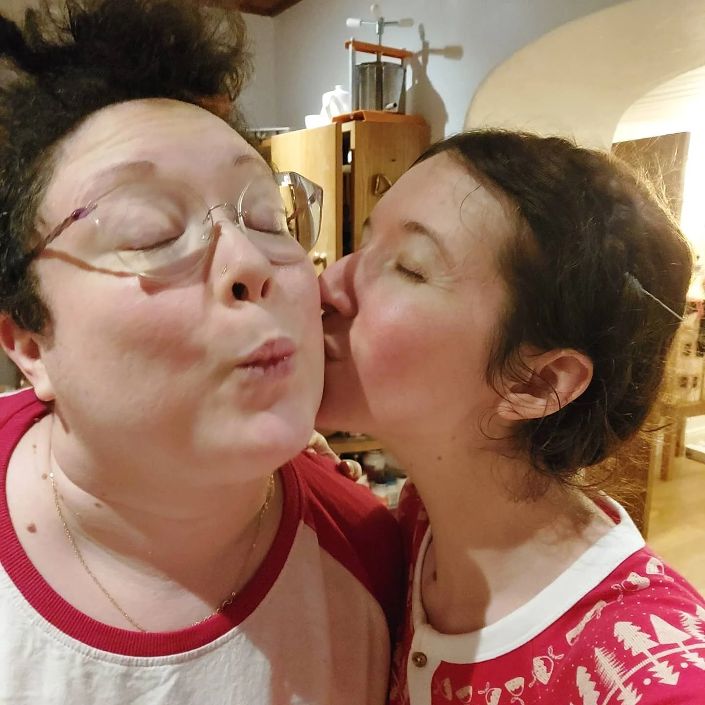 All the love of the season.
.
.
.
#mabelpodcast #dykechristmas