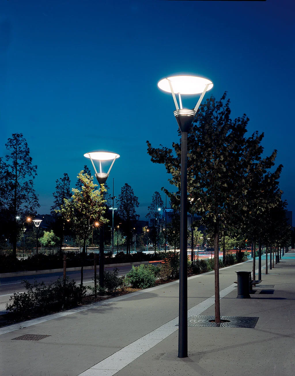 COMATELEC-urban lighting-kali-03.jpg