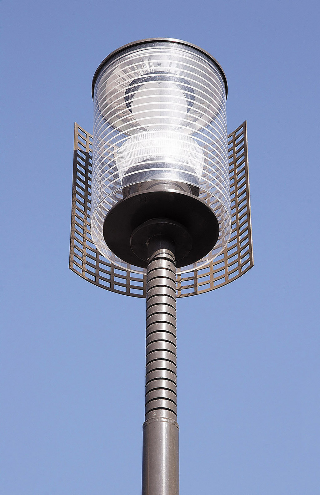 COMATELEC-urban lighting-eden-02.jpg