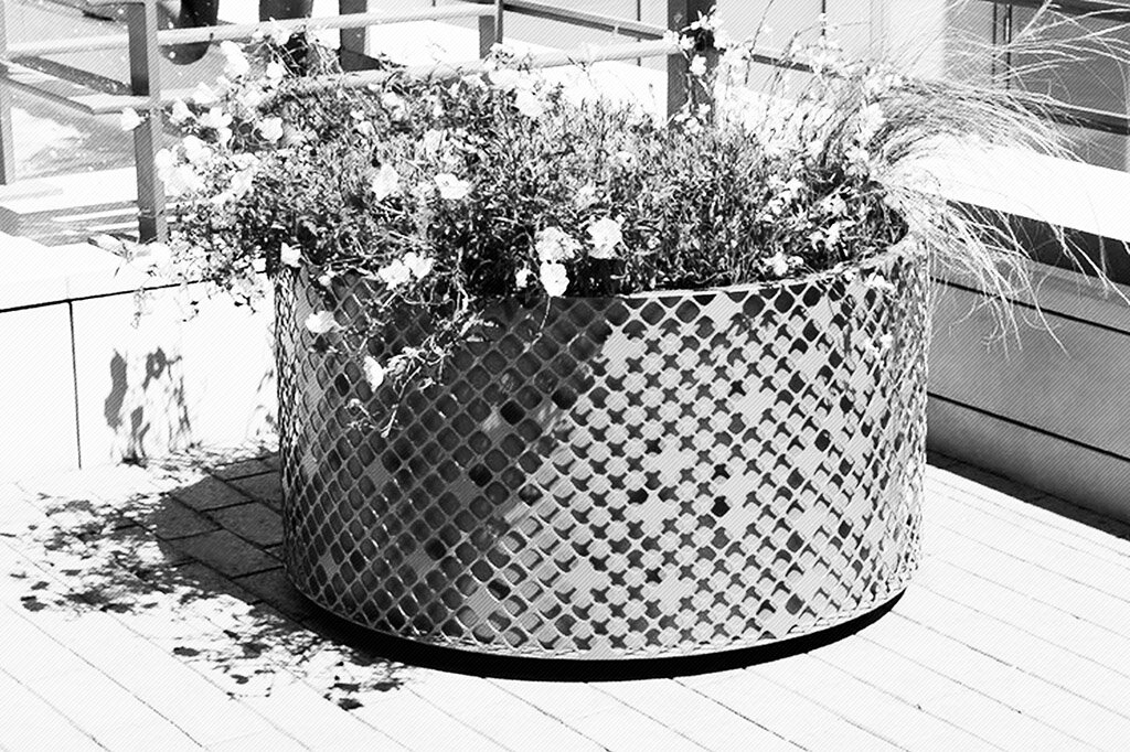 CYRIA-urban furniture-plantbox-elinium-02bof.jpg