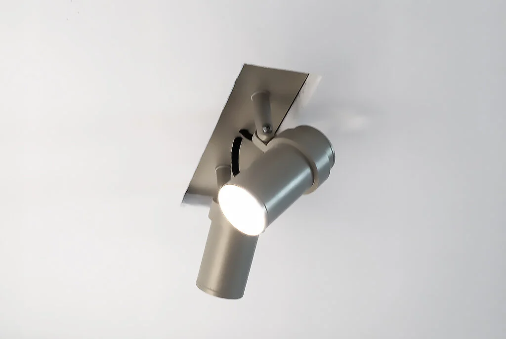 ARTEMIDE-CEILING LIGHT01-03.JPG