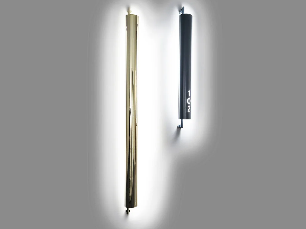 ARTEMIDE-colimacon-wall light-11b.jpg