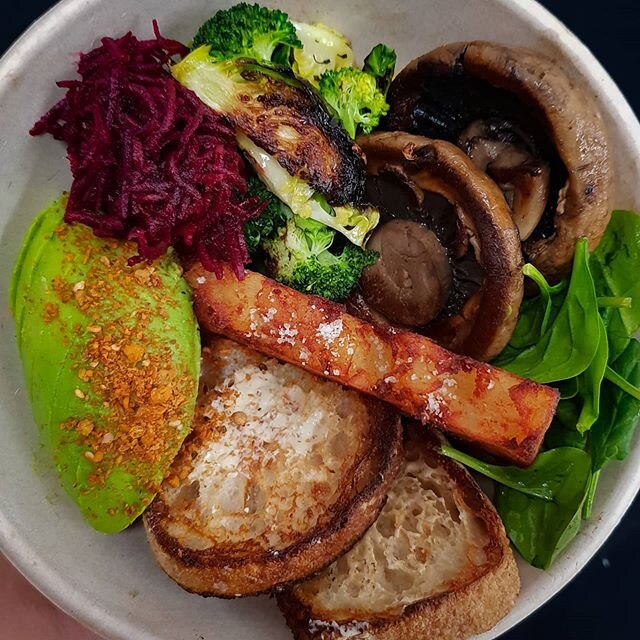 Our crowd pleaser vegan breakfast 🥑
#kingofthecastlecafe #lovecentralgeelong #themainspring #openforgeelong