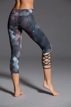 d29331f9e82fb2e911f7857504b8f5d3.jpg