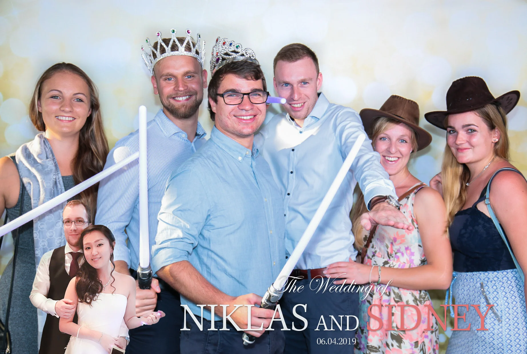 h8_frstudios_photo_booth.jpg