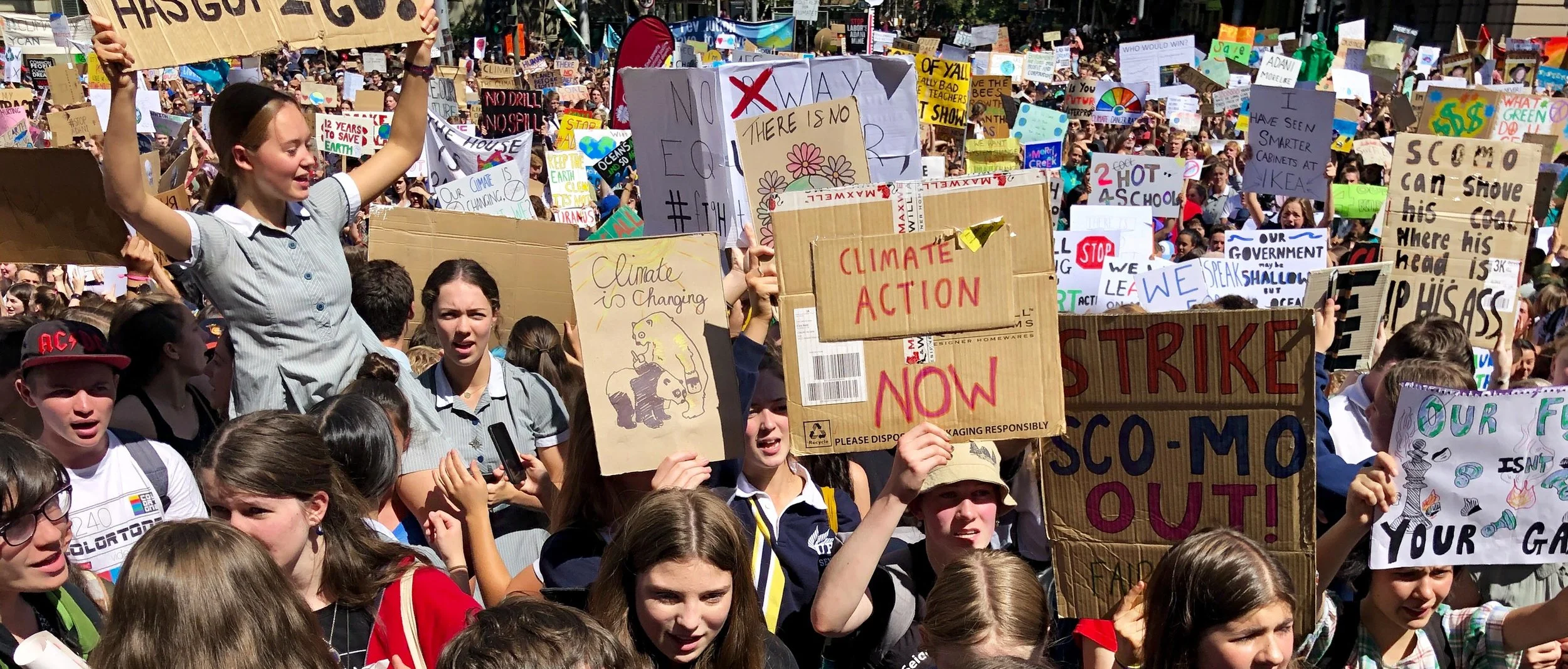 Melbourne_School_Strike_4_Climate_(33532146618)-2.jpg