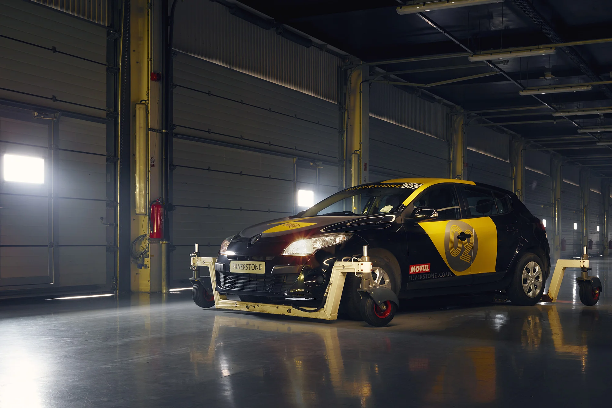 Silverstone_Retail_Garage_WEB_Images_0000_Layer 14.jpg