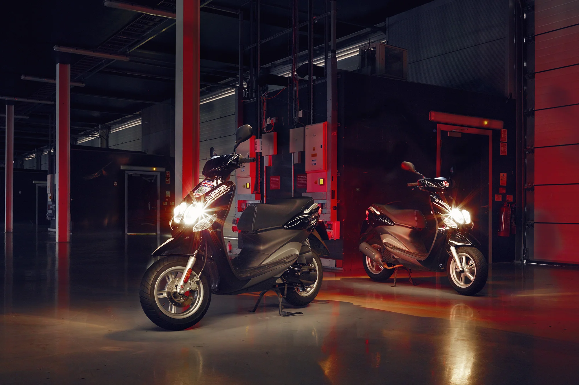 Silverstone_Retail_Garage_WEB_Images_0001_Layer 13.jpg