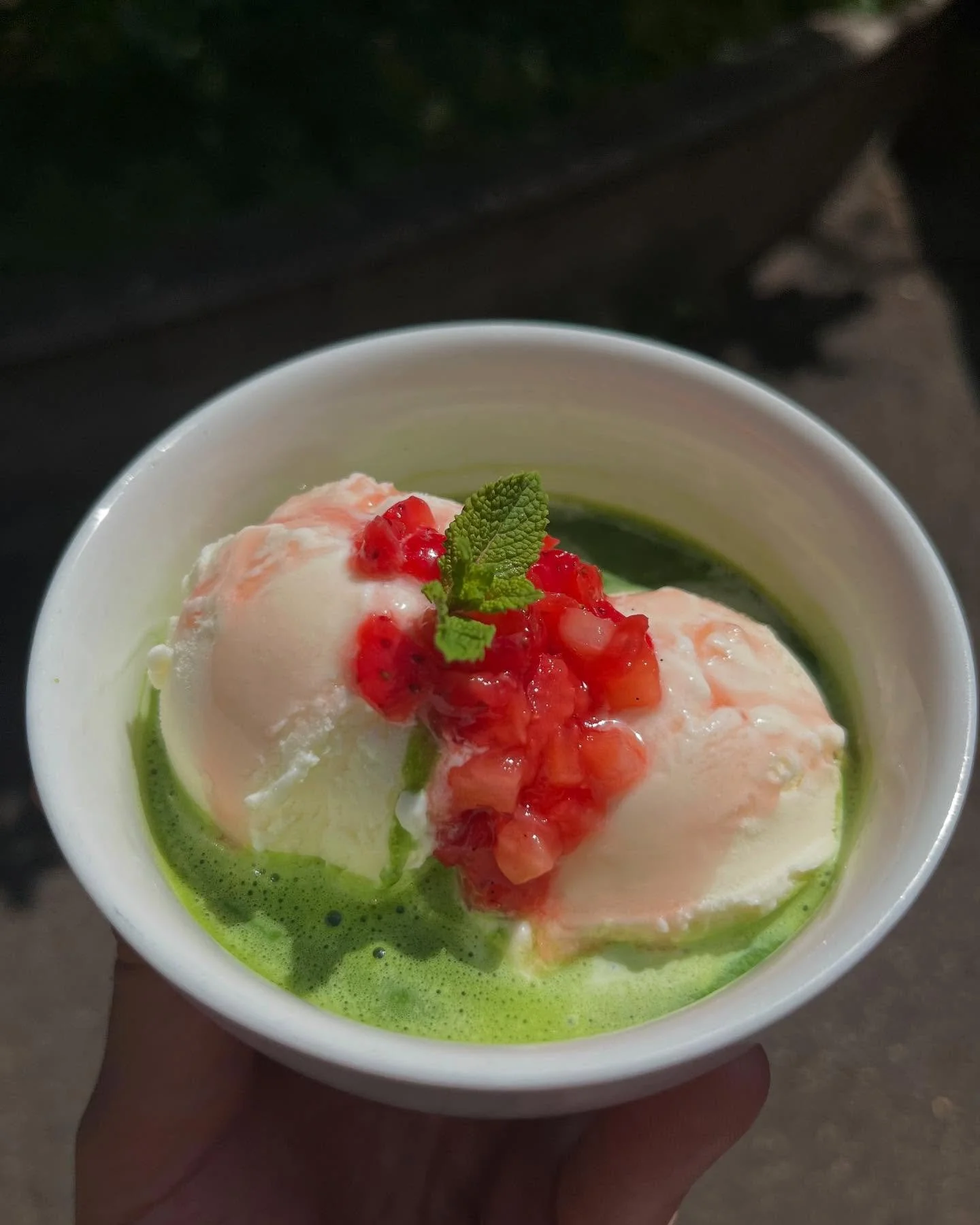 Hello Hello!! We have a new special for you guys!😝⭐️

Just launch today, we have a strawberry matcha affogato&hellip;
Served with two scoops of mackies vanilla ice cream, topped our ceremonial matcha and house strawberry syrup and finished with vani