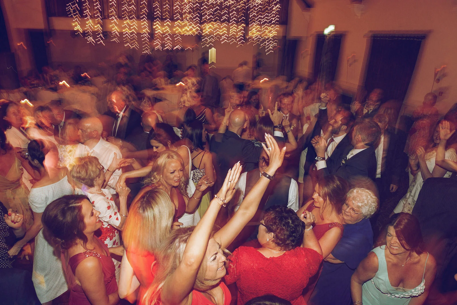 Brooklodge-wicklow-wedding-photographer_150.jpg