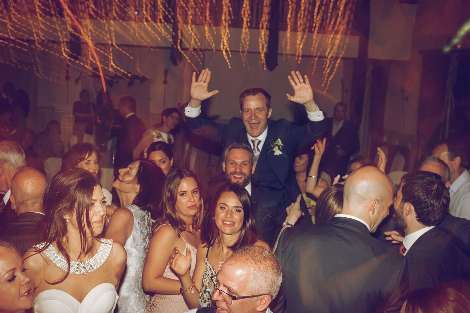 Brooklodge-wicklow-wedding-photographer_151.jpg