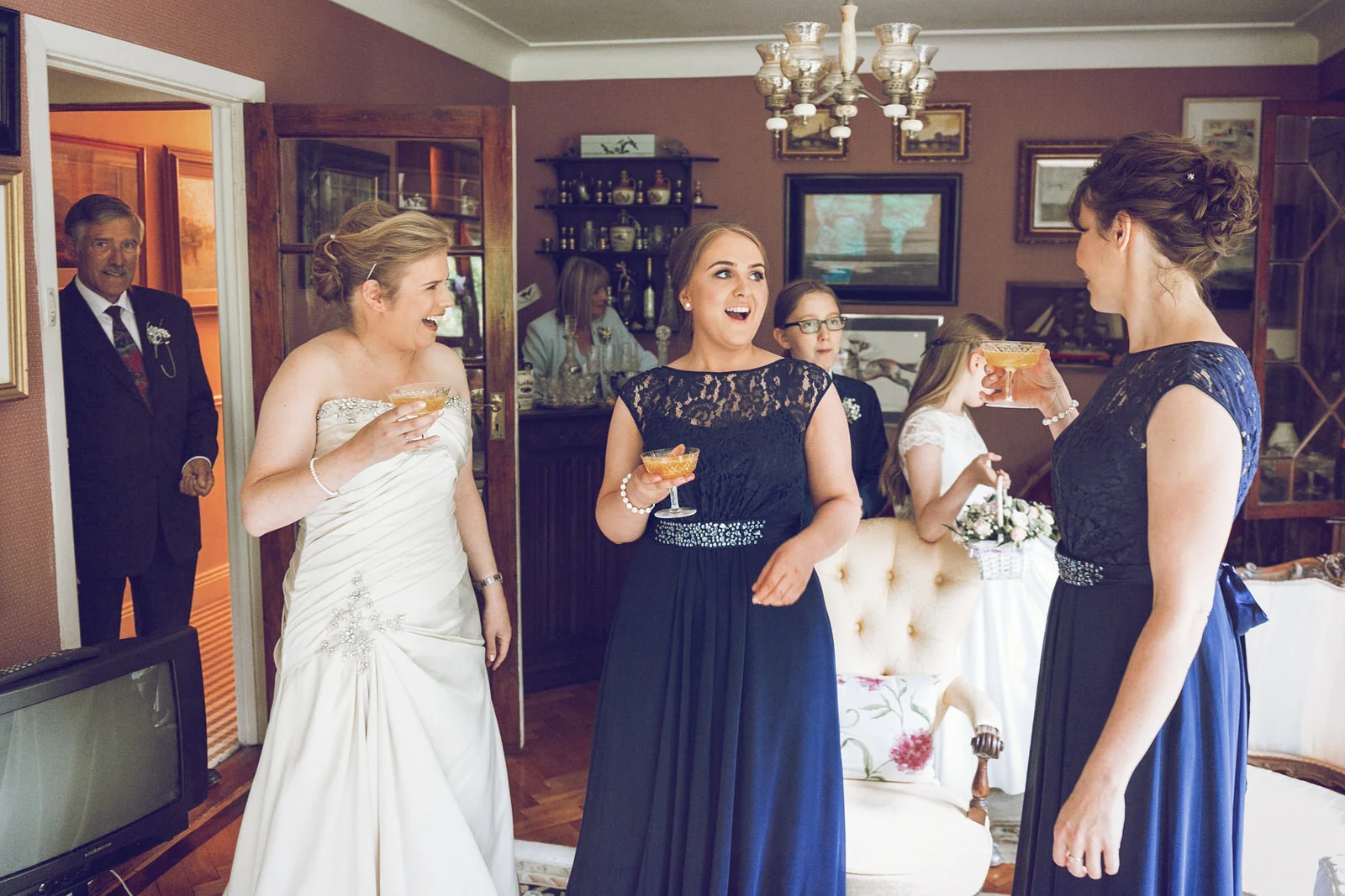Dublin-Wedding-photographer-roger-kenny_004.jpg