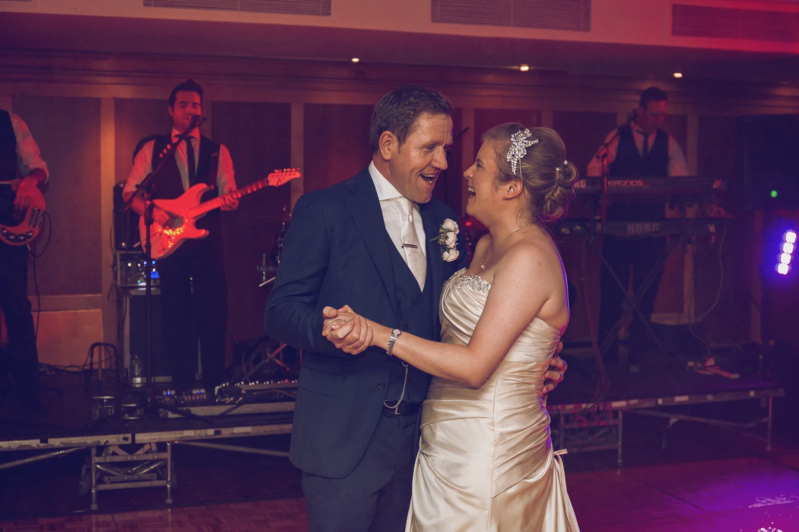 Dublin-Wedding-photographer-roger-kenny_090.jpg