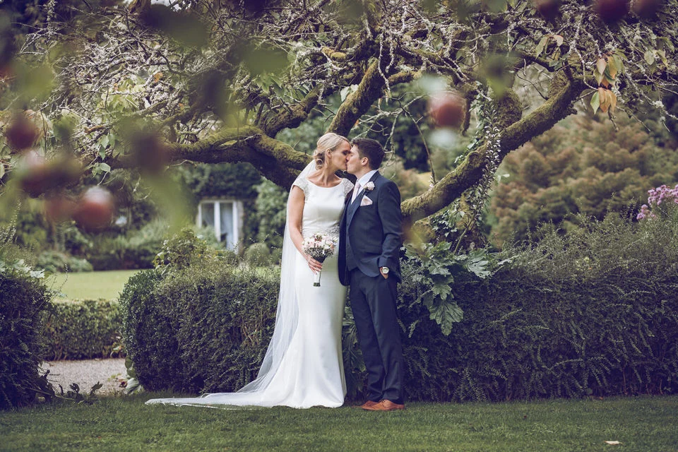 Dublin-Wedding-photographer-roger-kenny_Rathsallagh_039.jpg