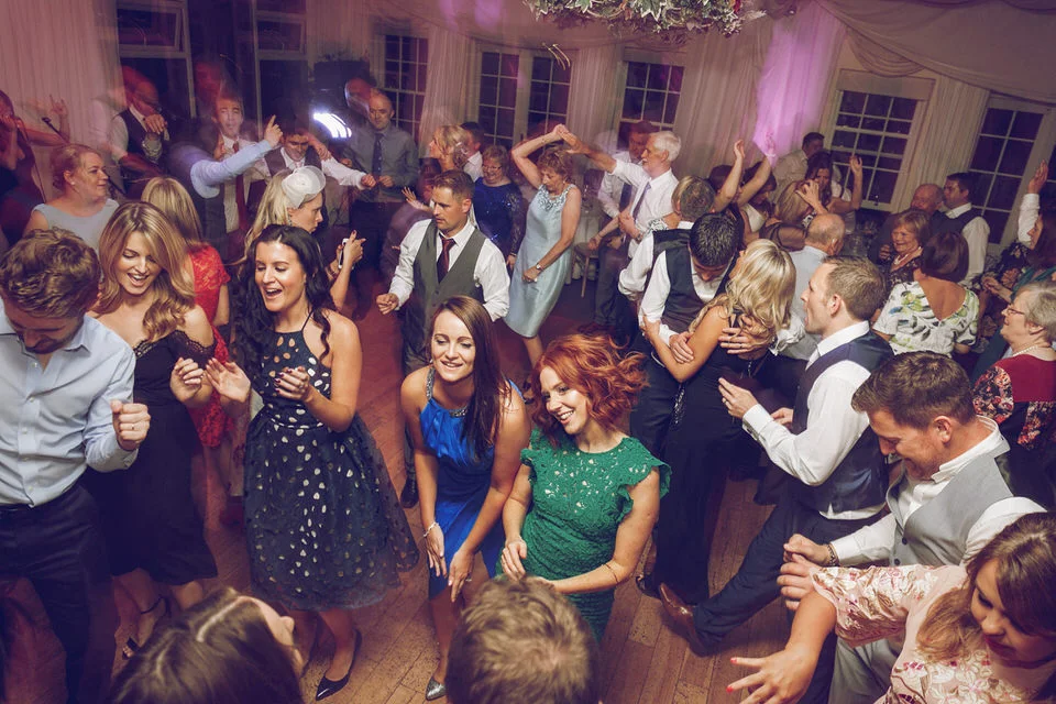 Dublin-Wedding-photographer-roger-kenny_Rathsallagh_099.jpg