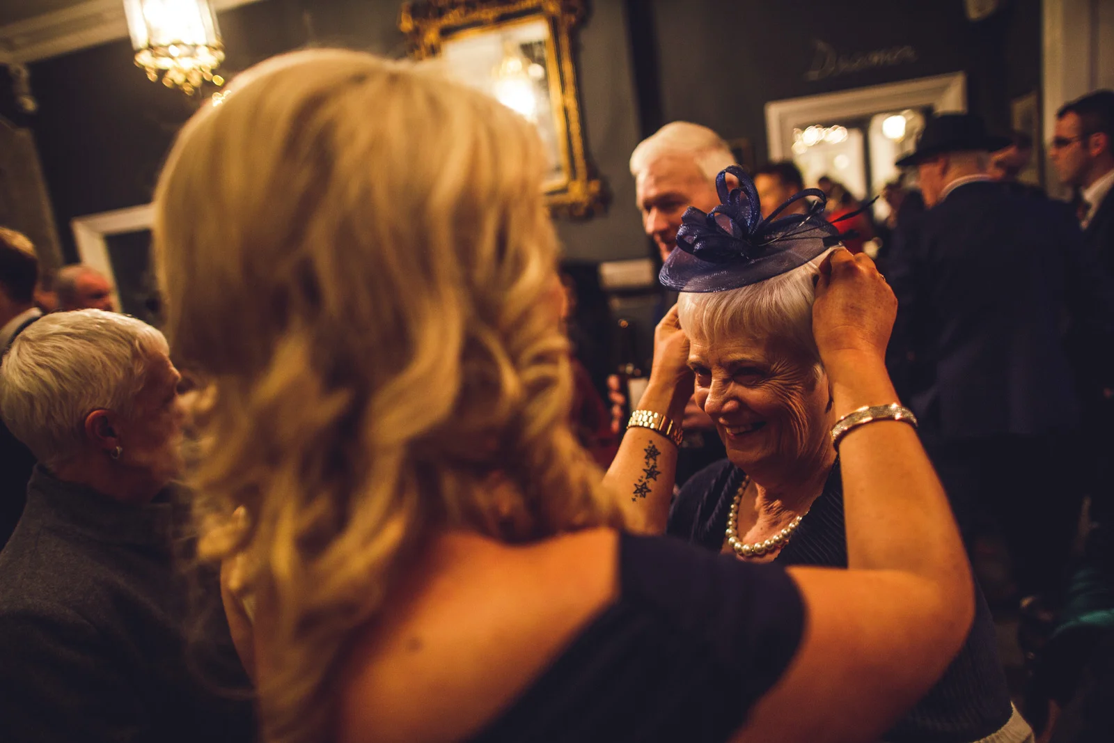 wicklow-wedding-photographer-roger-kenny-portrait-room-clonabreaney-house_137.jpg