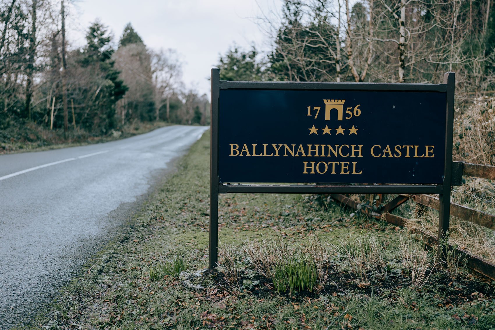 Ballynahinch-Castle_best-wedding_venue-Ireland_01.jpg