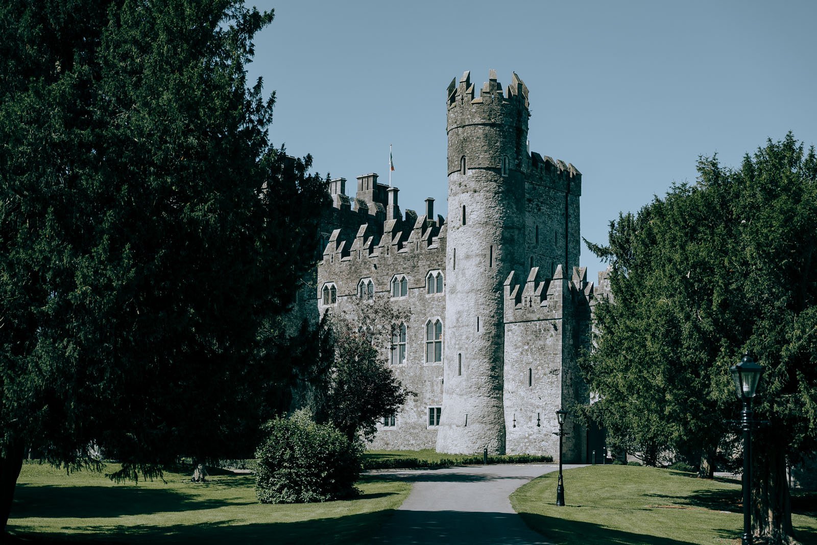 Kilkea-Castle-best-wedding-venues-Ireland-02.jpg