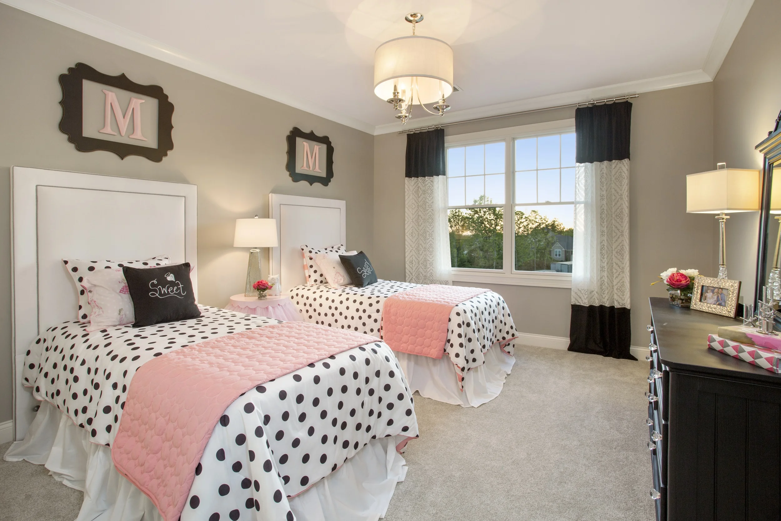 Hmrma 16 Girls Bdrm.jpg