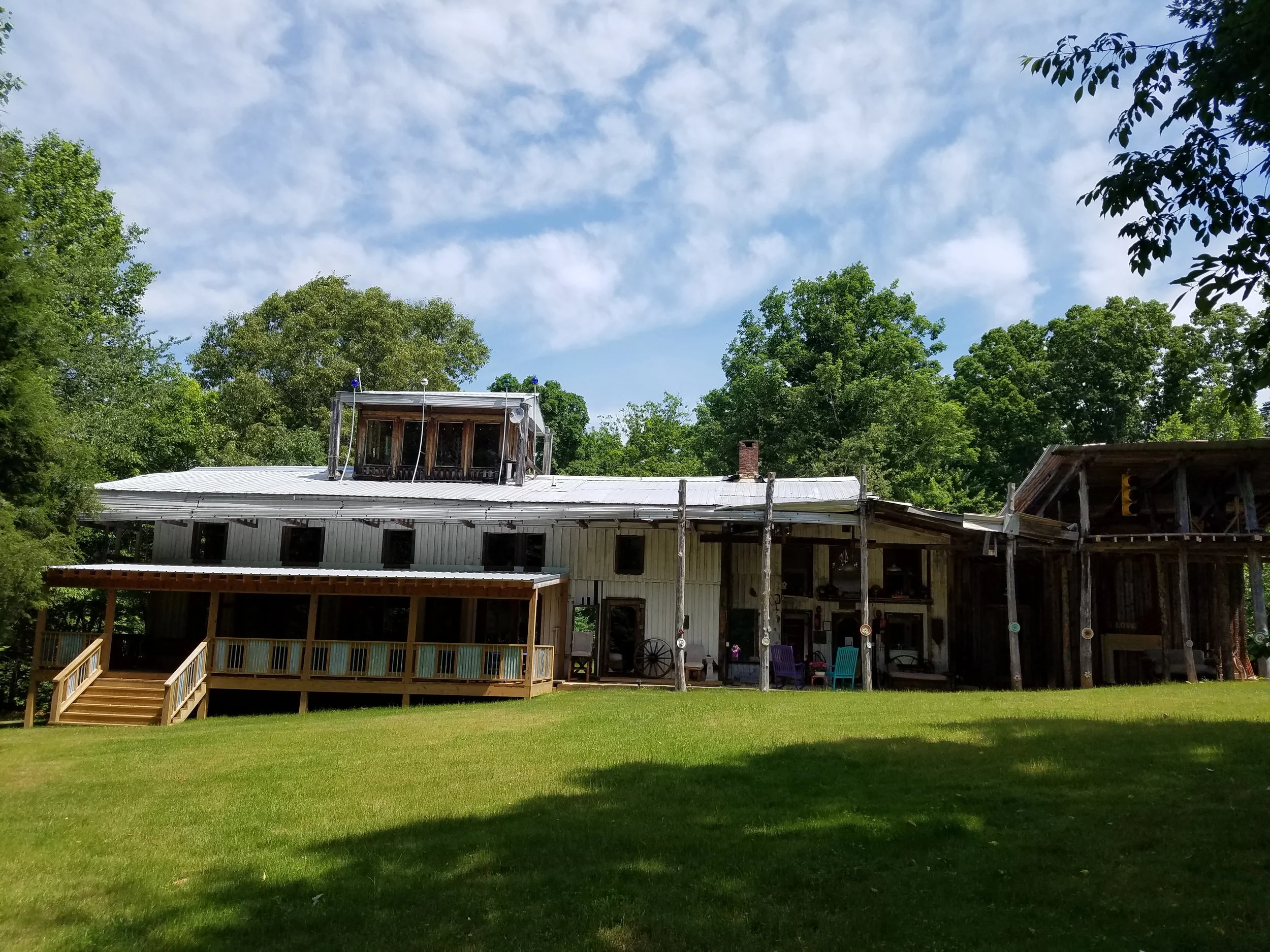  The Helsabeck House Farm............."where your fairy tale become a reality". 
