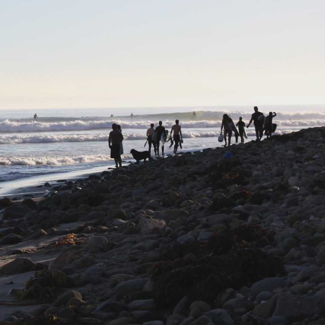 We are deeply in love with surfing, travelling, and searching for remote and wild peaks to ride. At MIGRA SURF we share this love.

#migrasurfbags #migrasurf #travel #migraisfreedom #surfing #surfbags #surftrip #love