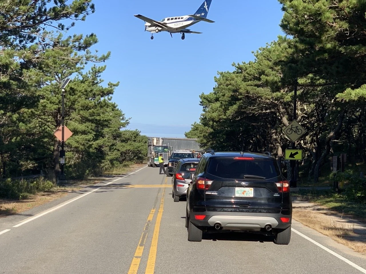 Cape Air Landing at PVC