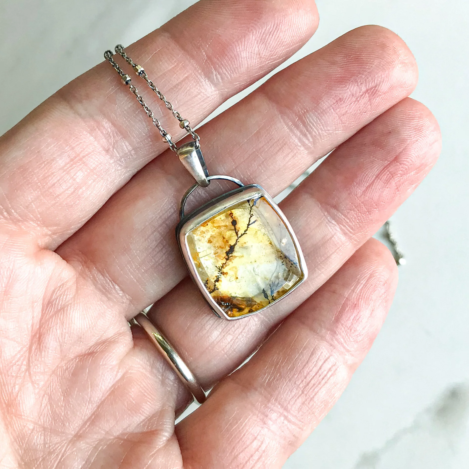 4F286E63-A6CA-4636-B50E-793770593DB7