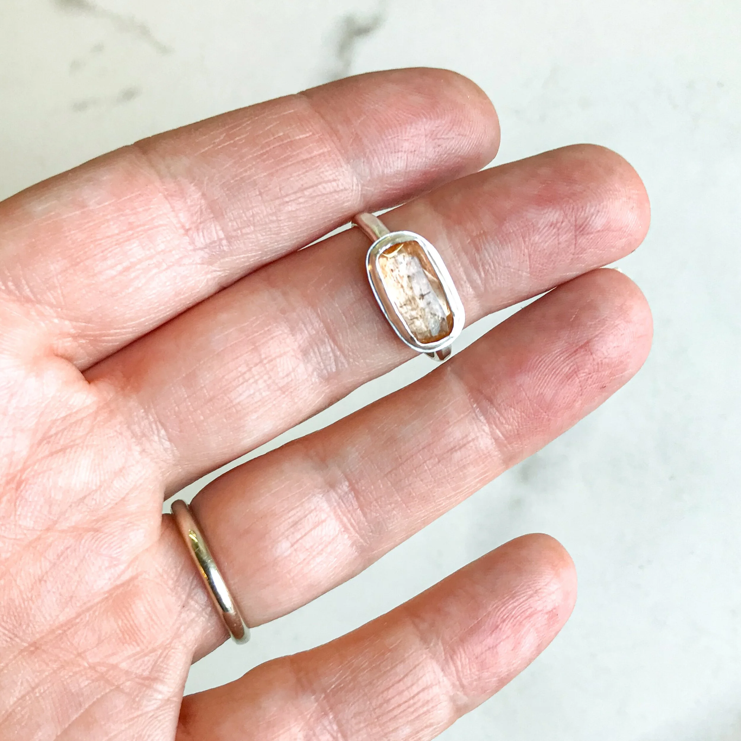 AF5982E8-33E0-4483-99F6-35D6E56C1095