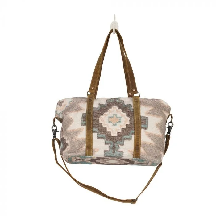 Pink Palletes mini duffle 001c.jpg