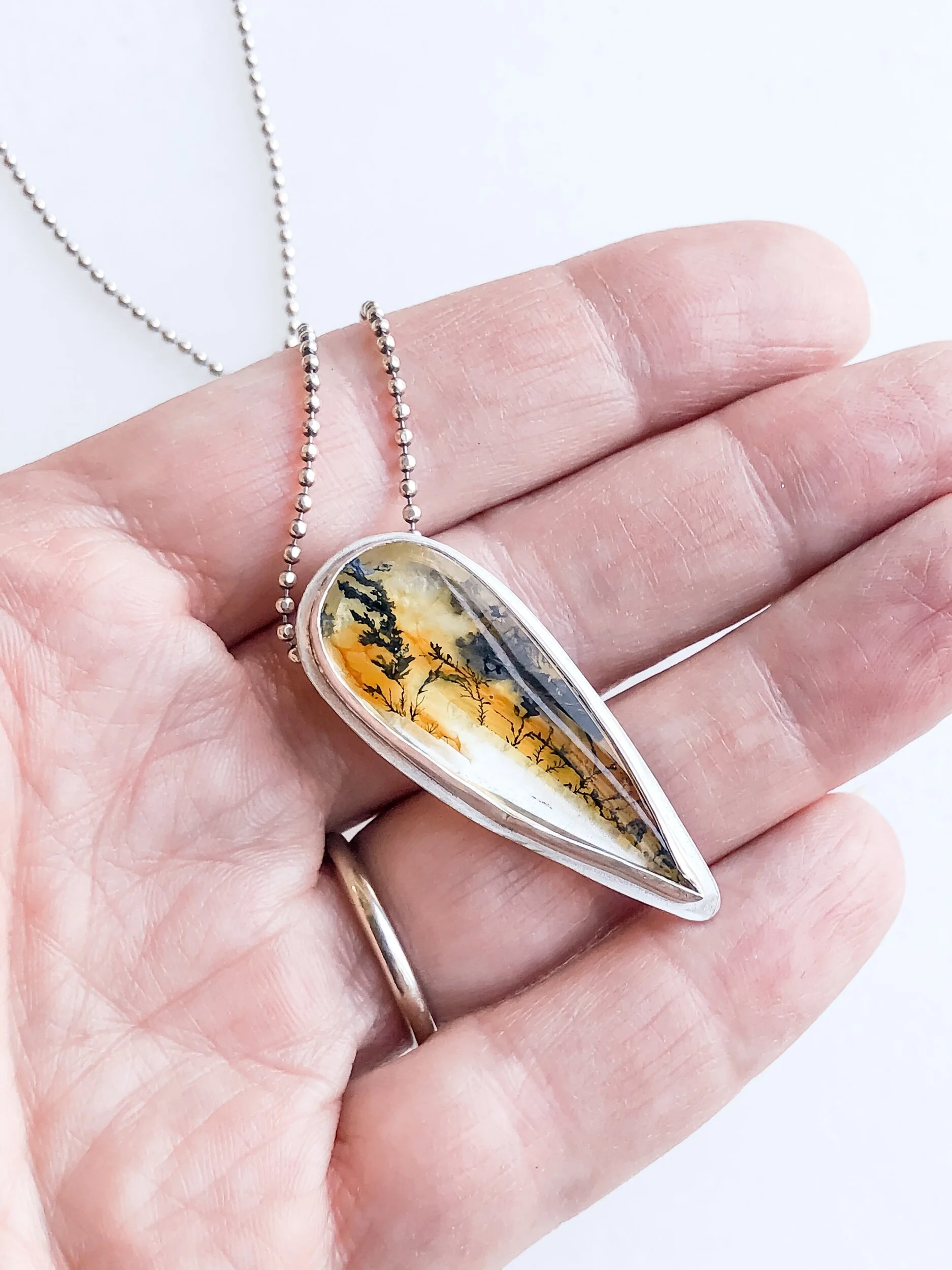 26466BCC-3913-4843-8541-A42414133974