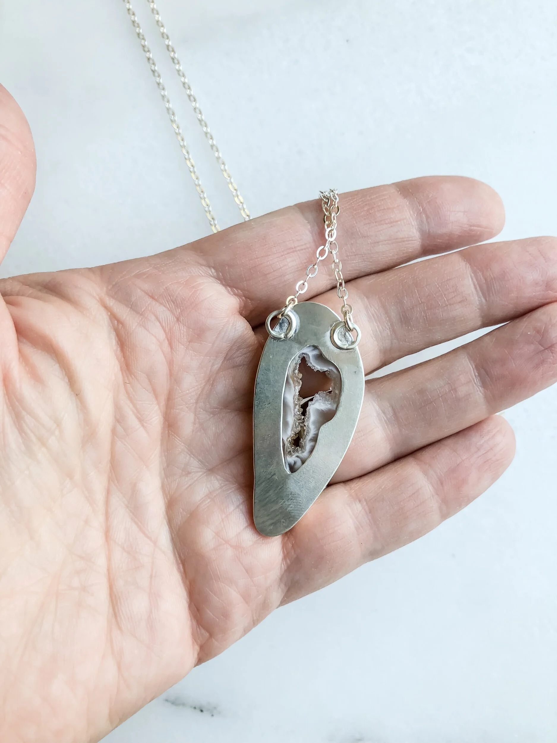 33C4DFEB-F8EF-405A-8409-5A35B44FC9E9