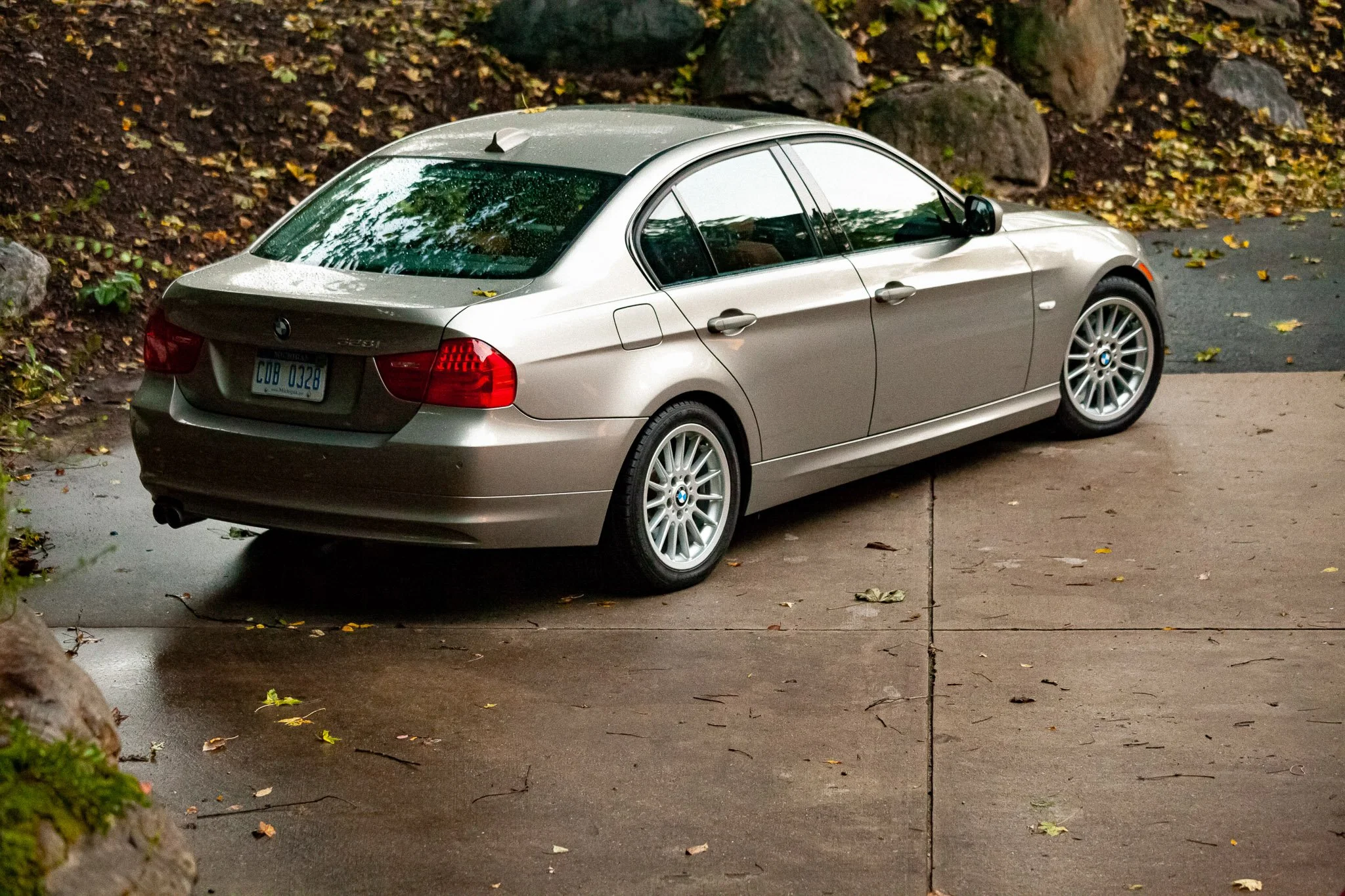 2010 E90 BMW LCI 328i Platinum Bronze Metallic Style 32 Wheels