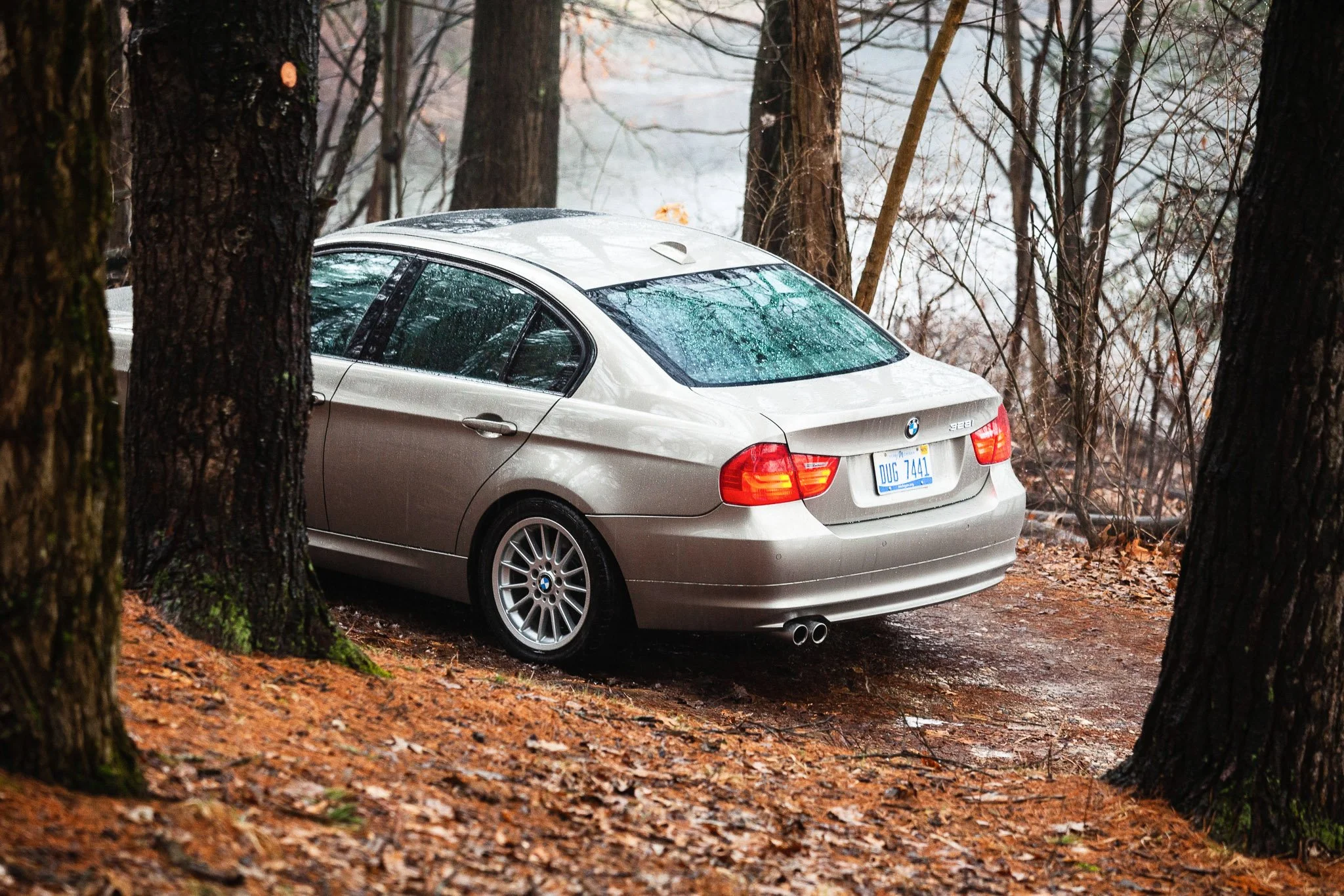 2010 BMW LCI E90 328i with Style 32 Wheels