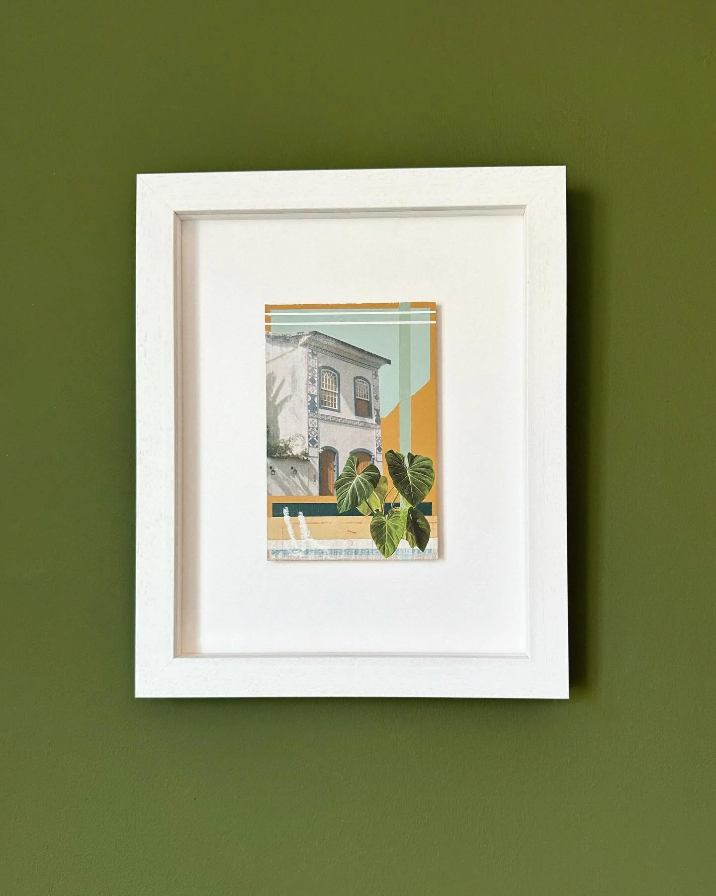 Another newly framed piece.

&lsquo;Sunlit in Paraty&rsquo;
Mixed Media on Plywood
10 x 15cm
2025