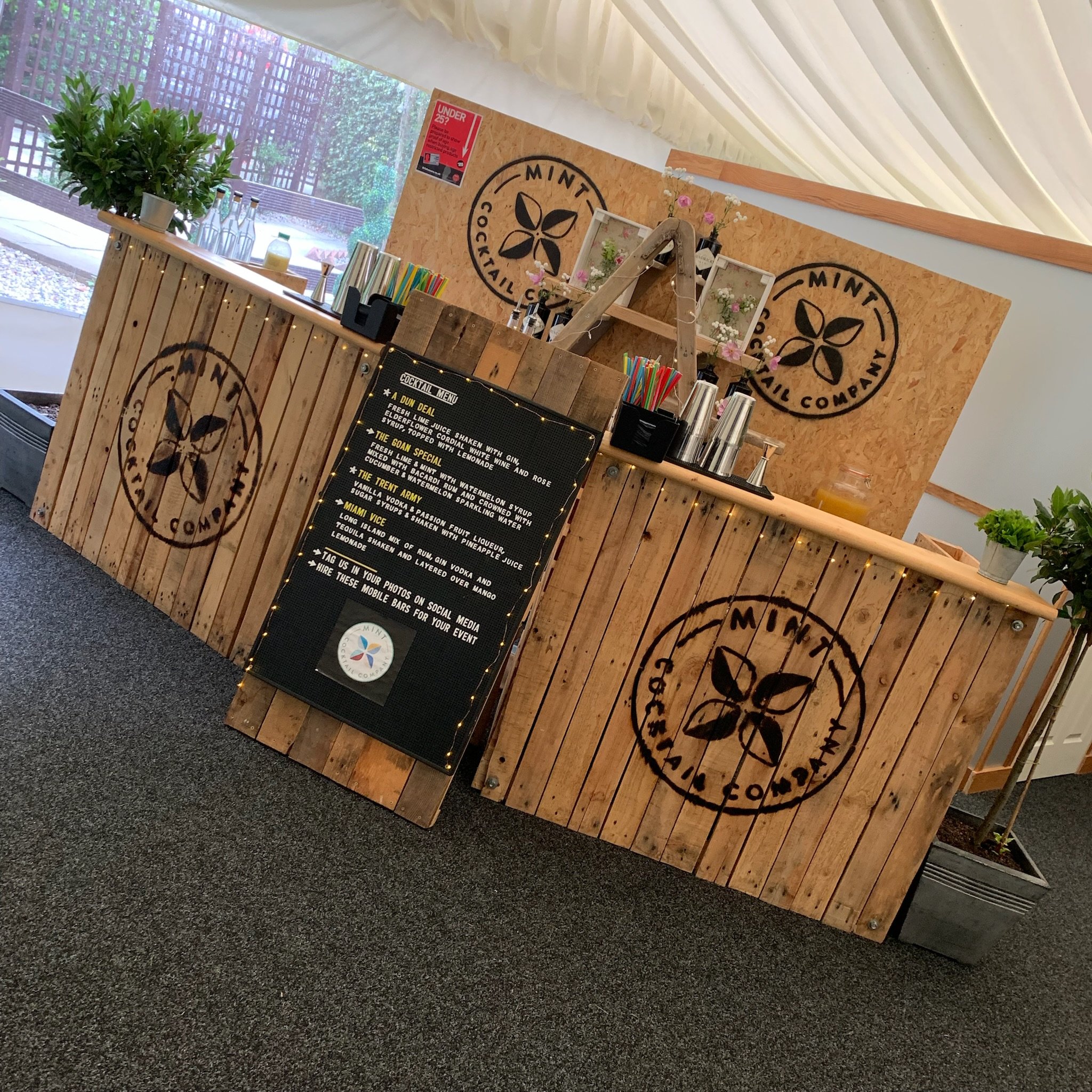 wedding mobile cocktail bar