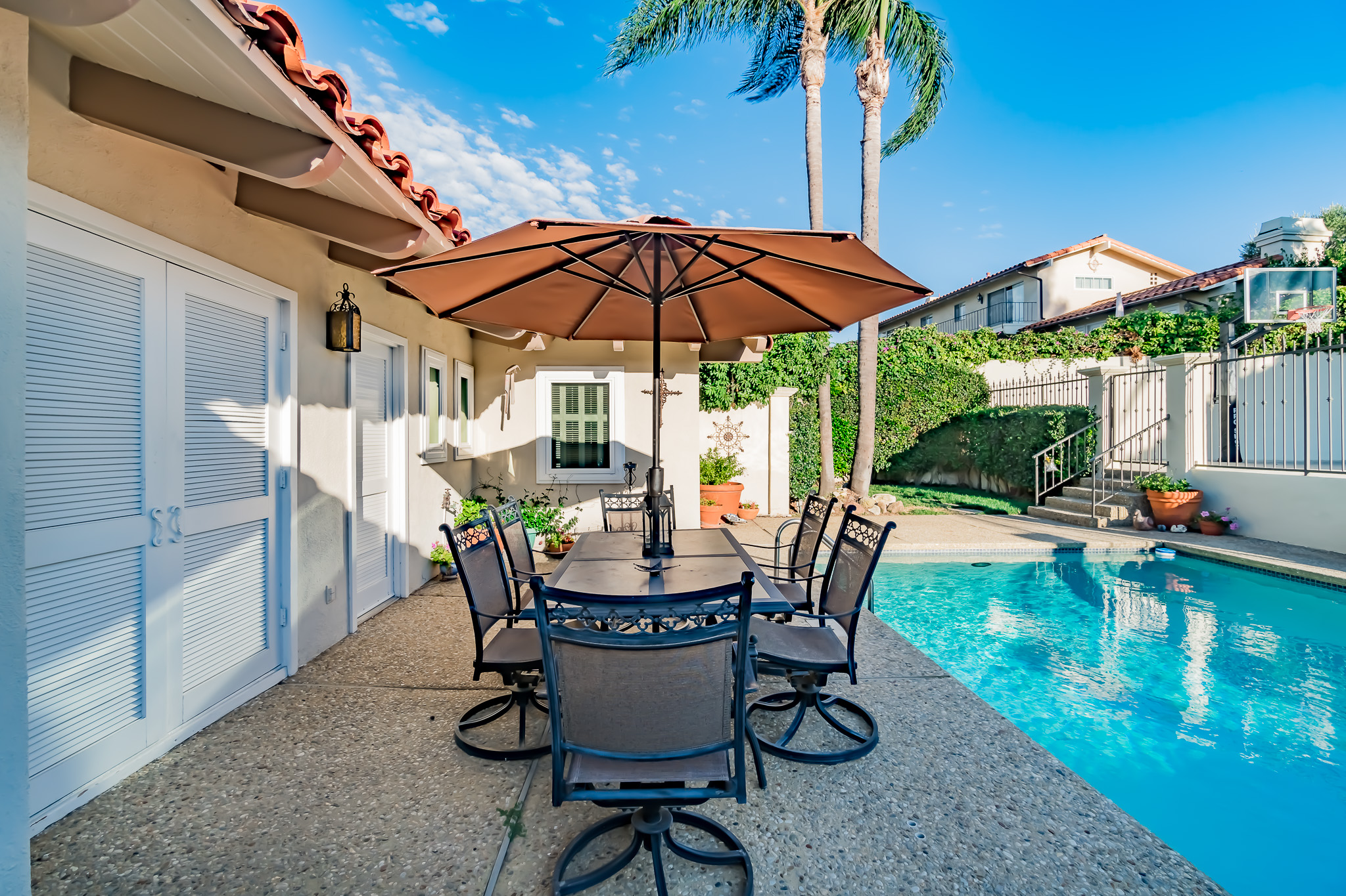 Woodfern Drive Ground- HELIX Real Estate Aerial Photographer-30.jpg