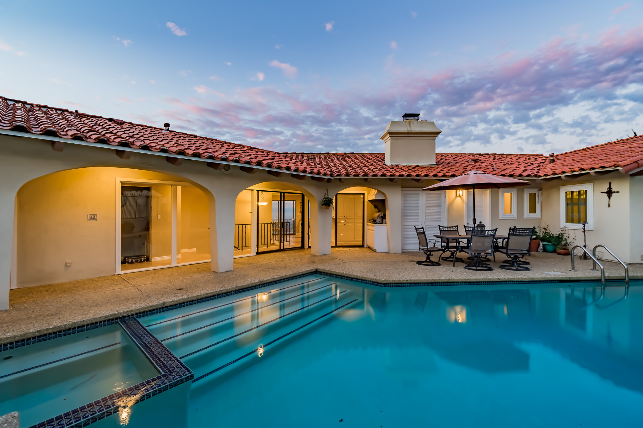 Woodfern Drive Ground- HELIX Real Estate Aerial Photographer-40.jpg