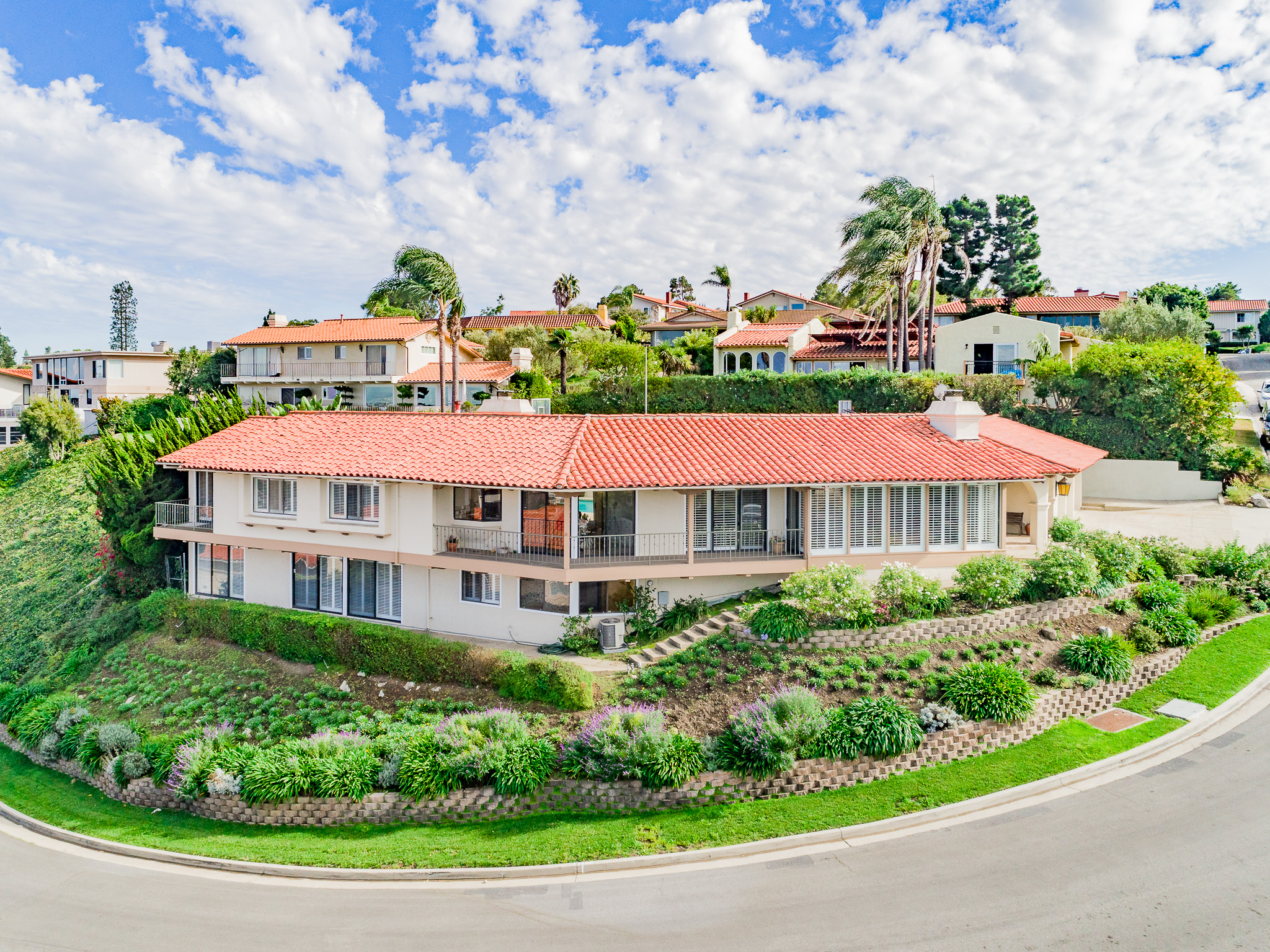 Woodfern Drive - HELIX Real Estate Aerial Photographer-12.jpg