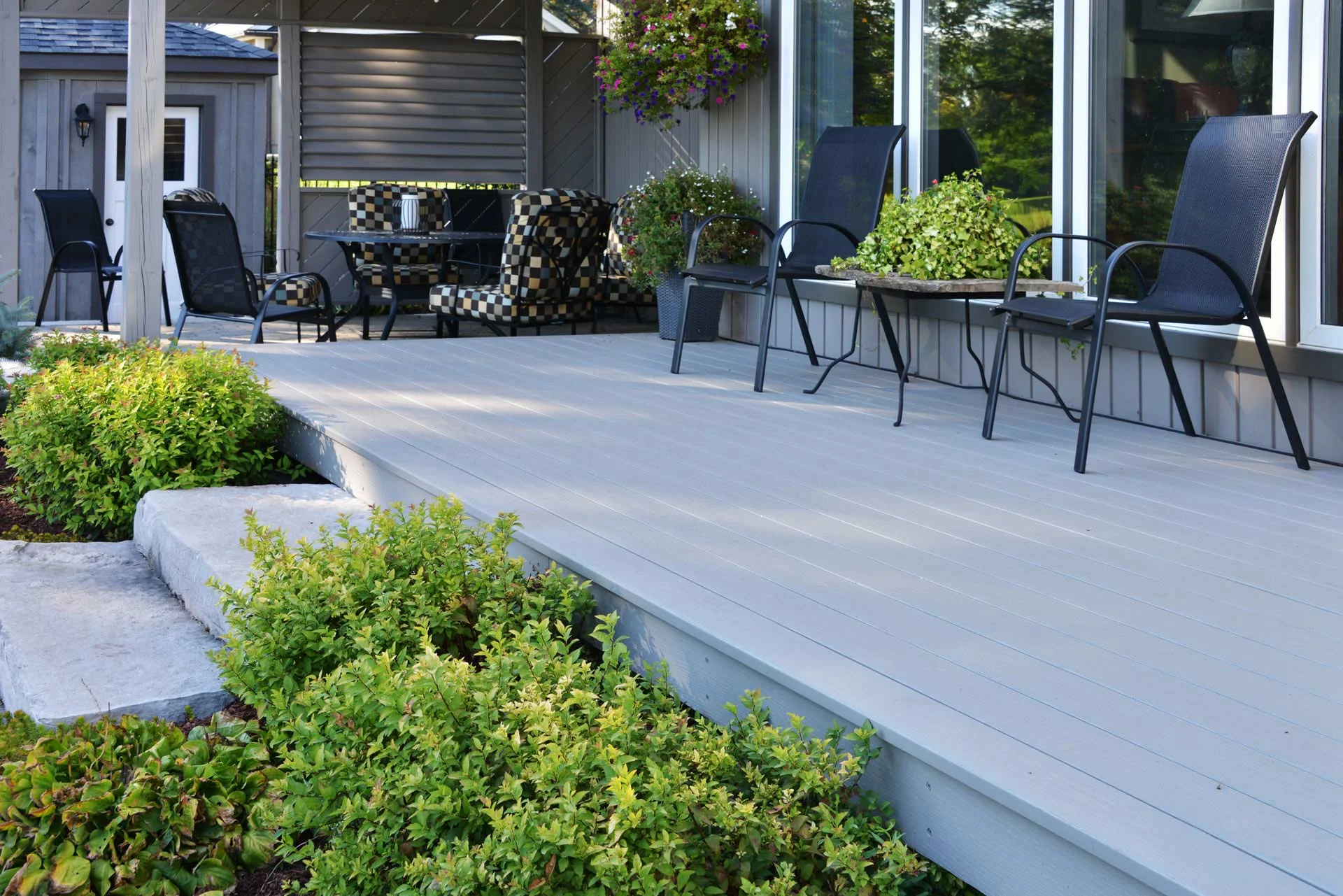 Decks-JK8_6500-b.jpg