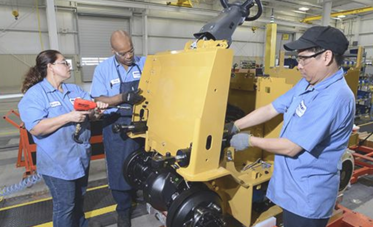 三菱キャタピラー、グランドプレイリーに物流センターを開設