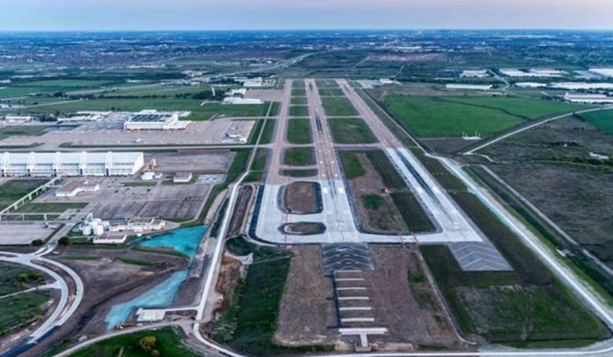 フォートワース・アライアンス空港【滑走路を大幅に増設】